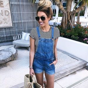 Madewell Adirondack Short Overalls- Dawkins Wash